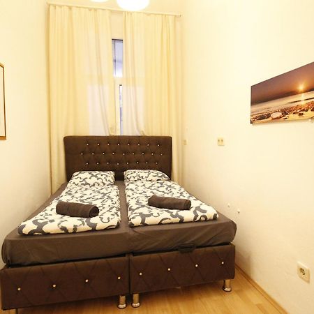 Comfortable Rooms Near Schonbrunn Palace Wenen Buitenkant foto