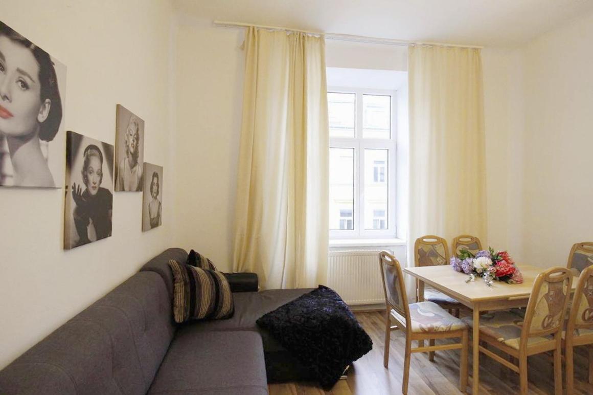 Comfortable Rooms Near Schonbrunn Palace Wenen Buitenkant foto